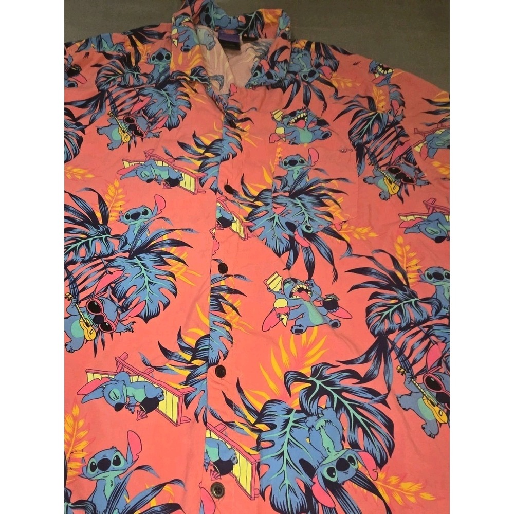Disney Lilo & Stitch Button Down Hawaiian Shirt Men's‎ XL Pink Dadcore Vacation